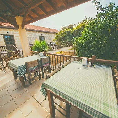 Castle Karpasia Authentic Atmosphere ! Guest house *