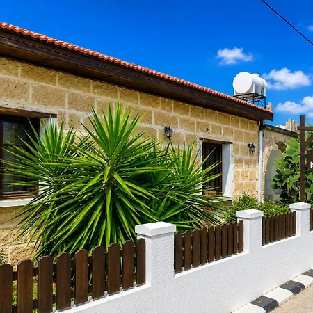 Castle Karpasia & Restaurant 3*