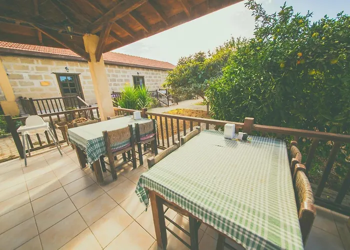 Castle Karpasia An Authentic ゲストハウス 4*