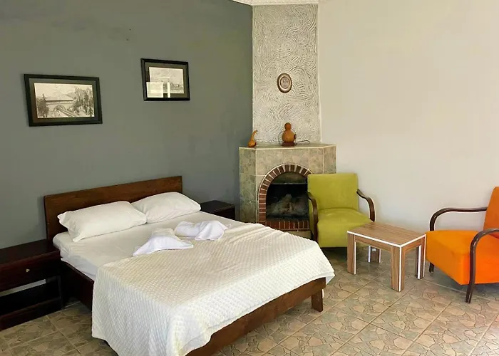 Castle Karpasia An Authentic ゲストハウス Rizokarpaso